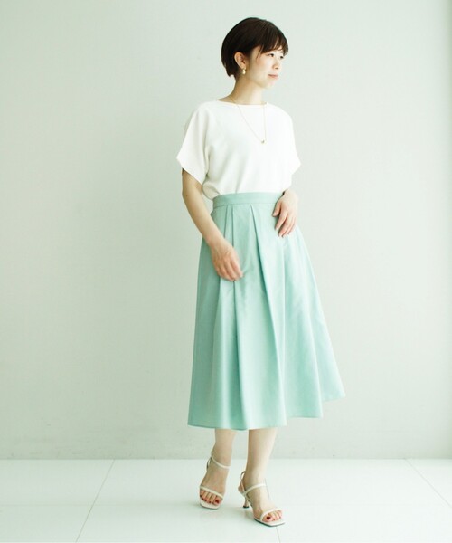 UNTITLED(アンタイトル)の「◆【再入荷!】前後2WAY フレンチスリーブニット(ニット/セーター・レディース・ライトグレー/ネイビー/オフホワイト/ブルー/マスタード/ホワイト系5/グリーン/パープル系/ブラック/ネイビー系6・02/44/48/00/04)」の11枚目の写真