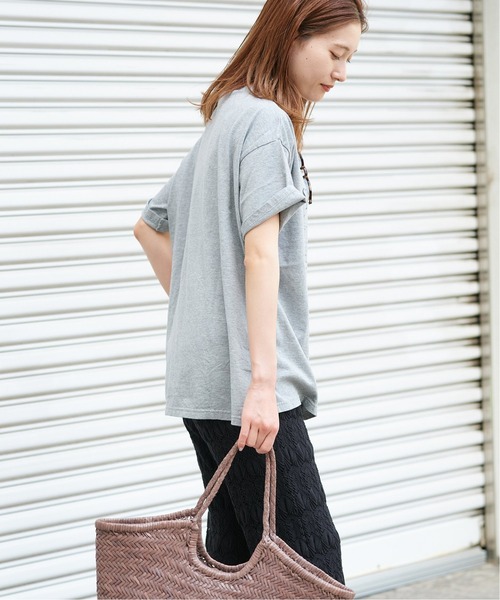 FRAMeWORK(フレームワーク)の「ESPRITプリントTシャツ(Tシャツ/カットソー・レディース・ホワイト/グレー系その他/ネイビー/カーキ・FREE)」の12枚目の写真