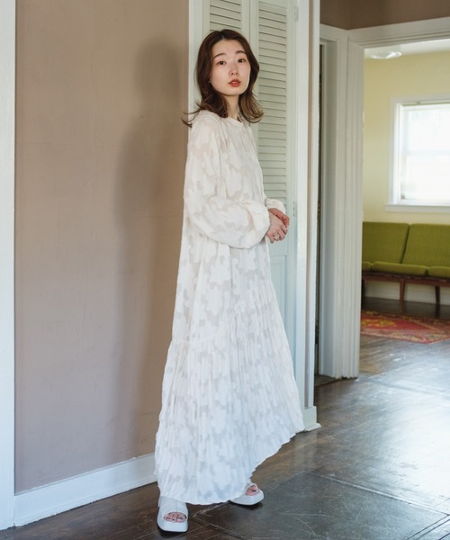 Kastane（カスタネ）の「【サイズ展開あり】シアージャガードレースワンピース（ワンピース・レディース・ブラック/グリーン/アイボリー・1/0）」の4枚目の写真