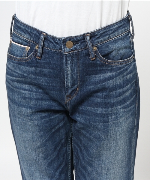 SHIPS for women（シップスフォーウィメン）の「【Steady.6月号掲載】 セルヴィッジデニム テーパード9分丈パンツ USED WASH（デニムパンツ・レディース・ブルー・MEDIUM/LARGE/SMALL）」の13枚目の写真