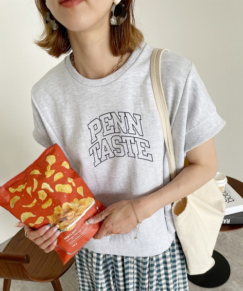 reca（レカ）の「ミニ裏毛ロゴデザイントップス（Tシャツ/カットソー・レディース・ブラック/グレー/グレー系その他・FREE）」の3枚目の写真