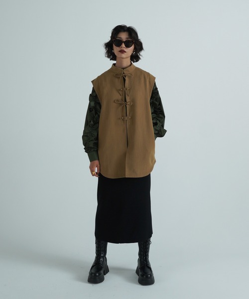 TINA：JOJUN（ティーナジョジュン）の「チャイナ釦 ベスト TINA：JOJUN（ベスト・レディース・キャメル/ネイビー・M）」の10枚目の写真