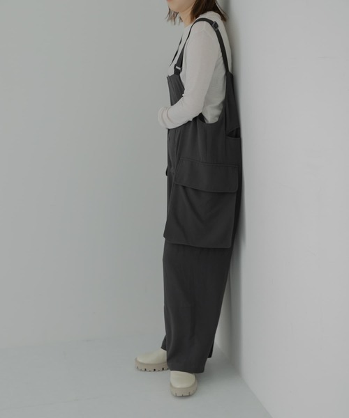 LAATO（ラート）の「JUMPER SALOPETTE（サロペット/オーバーオール・レディース・チャコールグレー/カーキ・FREE）」の11枚目の写真