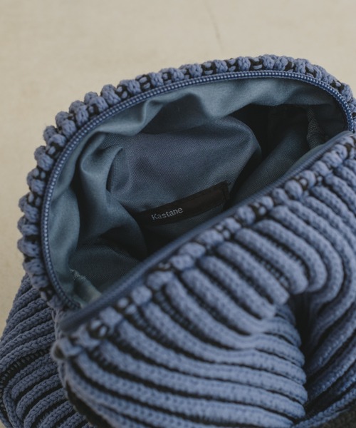 Kastane（カスタネ）の「【2022AWカタログ掲載アイテム】ニットバッグ（ハンドバッグ・レディース・ブルー/レッド/ベージュ・FREE）」の11枚目の写真