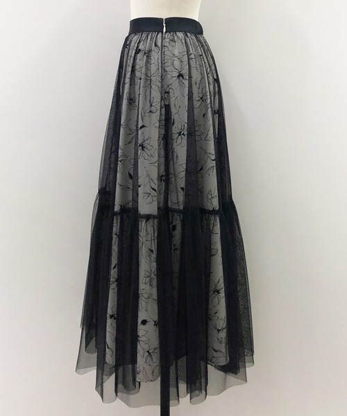 NOELA(ノエラ)の「チュールプリントスカート(スカート・レディース・ブラウン/ブラック/サックスブルー・S/M)」の4枚目の写真