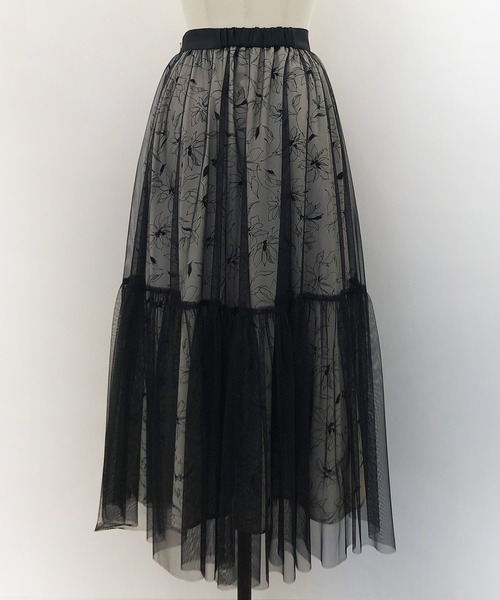 NOELA(ノエラ)の「チュールプリントスカート(スカート・レディース・ブラウン/ブラック/サックスブルー・S/M)」の5枚目の写真