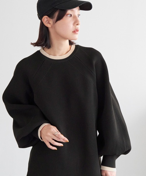 Chaco closet(チャコ クローゼット)の「畦編みボリュームスリーブニットプルオーバー(ニット/セーター・レディース・ブラック/アイボリー/ピンク/ライトグリーン/ブラック×ホワイト/ベージュ系/イエロー/オレンジ系/ネイビー系/ピンク系/グレー系・FREE)」の17枚目の写真