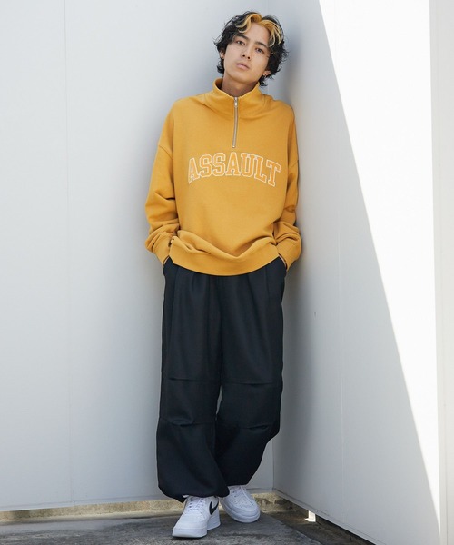 PBLIM（ページボーイリム）の「PAGEBOYLIM/ロゴシシュウジップスウェット（スウェット・レディース・クリーム/マスタード/ブラック・MEDIUM/LARGE）」の17枚目の写真