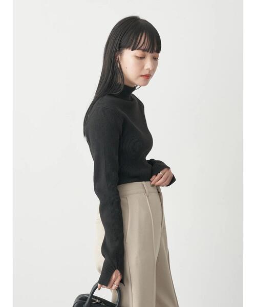 earth music&ecology(アースミュージックアンドエコロジー)の「リブタートルニットプルオーバー(ニット/セーター・レディース・ベージュ/ブラック/ピンク/ブルー/グリーン/アイボリー・M/S)」の20枚目の写真