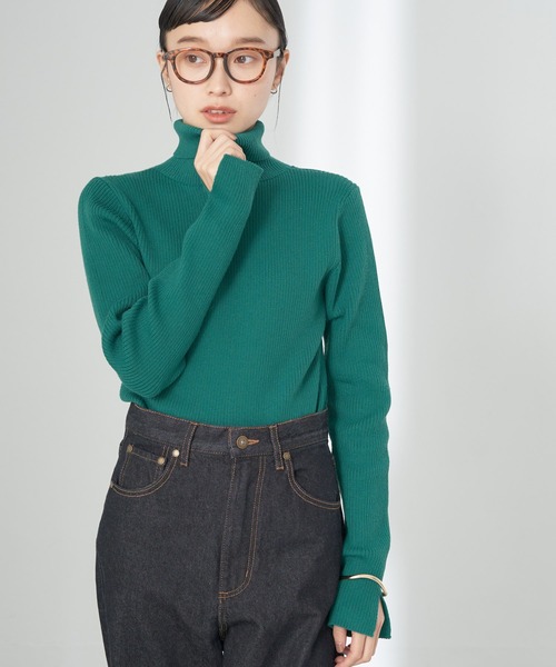 earth music&ecology(アースミュージックアンドエコロジー)の「リブタートルニットプルオーバー(ニット/セーター・レディース・ベージュ/ブラック/ピンク/ブルー/グリーン/アイボリー・M/S)」の4枚目の写真