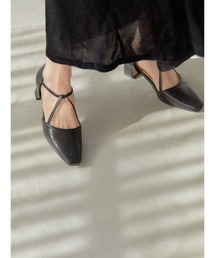 cross strap pumps