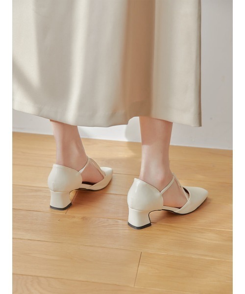 Ayla(アイラ)の「cross strap pumps(パンプス・レディース・ブラック/アイボリー・23.0cm/23.5cm/24.0cm/24.5cm/25.0cm)」の10枚目の写真