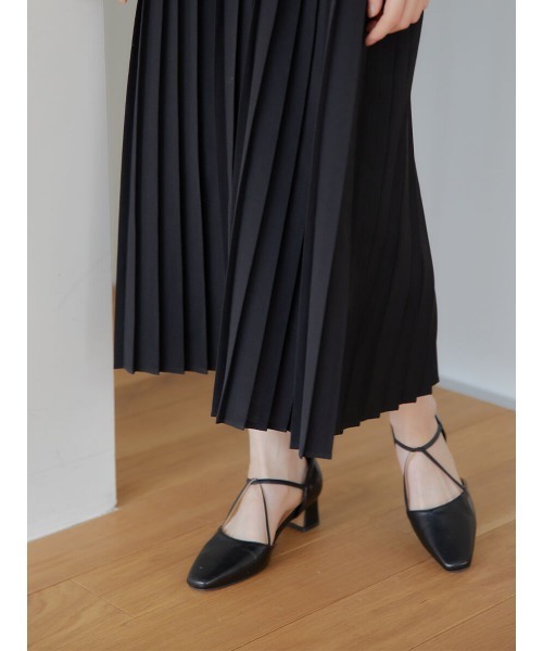 Ayla(アイラ)の「cross strap pumps(パンプス・レディース・ブラック/アイボリー・23.0cm/23.5cm/24.0cm/24.5cm/25.0cm)」の18枚目の写真