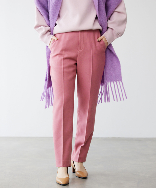 IENA(イエナ)の「Organic Wool ストレートパンツ(その他パンツ・レディース・アイボリー/ピンク/チャコールグレー/エメラルドブルー・40/38/36/34)」の4枚目の写真
