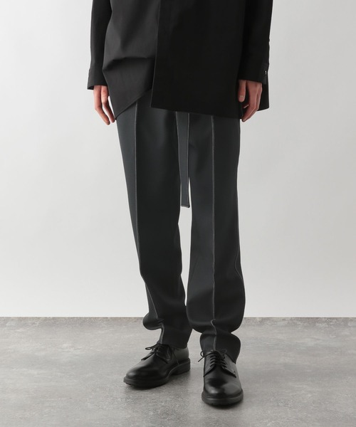 STERNBERG（スタンバーグ）の「STERNBERG/ステッチストレートパンツ