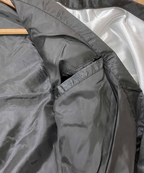 TopIsm（トップイズム）の「スカジャン 桜鷹 銀龍 単龍（スカジャン・メンズ・ブラック系1/ブラック系2/ダークグリーン/ブルー/ブラック/ブルー系その他2/ブルー系その他/レッド系その他/ワインレッド・M/L/XL）」の11枚目の写真