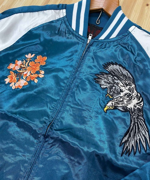 TopIsm（トップイズム）の「スカジャン 桜鷹 銀龍 単龍（スカジャン・メンズ・ブラック系1/ブラック系2/ダークグリーン/ブルー/ブラック/ブルー系その他2/ブルー系その他/レッド系その他/ワインレッド・M/L/XL）」の16枚目の写真