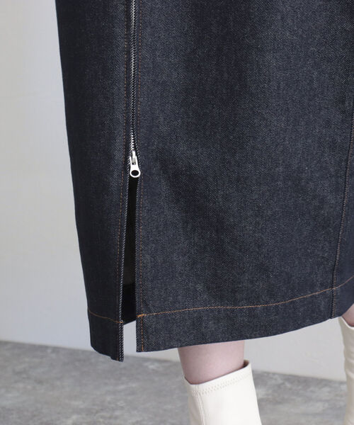 fredy emue（フレディエミュ）の「デニム前ファスナータイトスカート（デニムスカート・レディース・ネイビー/ブルー・36/38）」の21枚目の写真