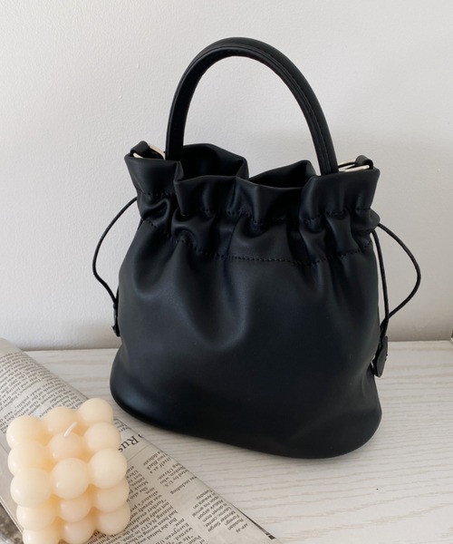 thank U more(サンキューモア)の「2way 巾着型 ハンドバッグ ショルダーバッグ(ショルダーバッグ・レディース・ブラック/アイボリー・FREE)」の17枚目の写真