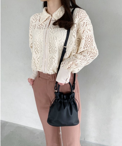 thank U more(サンキューモア)の「2way 巾着型 ハンドバッグ ショルダーバッグ(ショルダーバッグ・レディース・ブラック/アイボリー・FREE)」の13枚目の写真