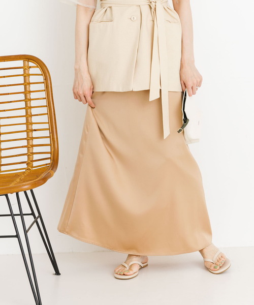 UR Lab.（アーバンリサーチラボ）の「サテンスカート（スカート・レディース・ブラック/ブルー/ベージュ・FREE）」の2枚目の写真