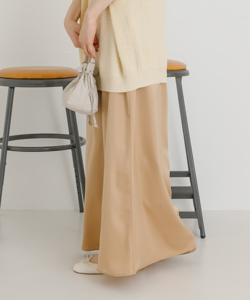 UR Lab.（アーバンリサーチラボ）の「サテンスカート（スカート・レディース・ブラック/ブルー/ベージュ・FREE）」の18枚目の写真