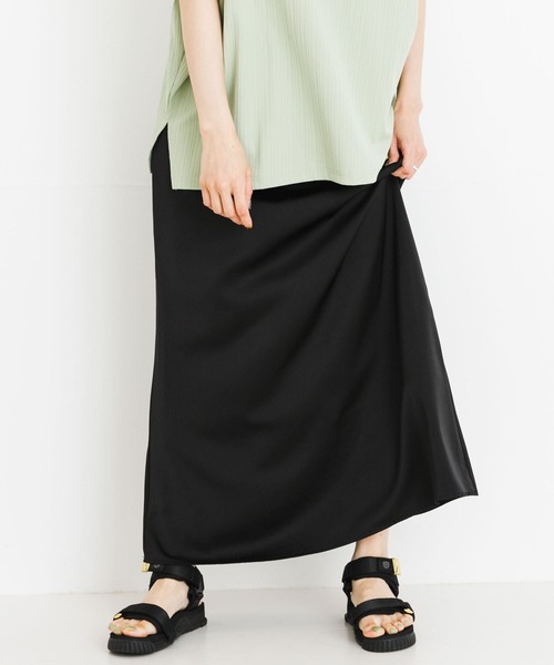 UR Lab.（アーバンリサーチラボ）の「サテンスカート（スカート・レディース・ブラック/ブルー/ベージュ・FREE）」の21枚目の写真