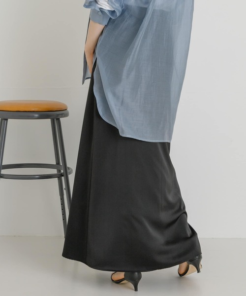 UR Lab.（アーバンリサーチラボ）の「サテンスカート（スカート・レディース・ブラック/ブルー/ベージュ・FREE）」の12枚目の写真