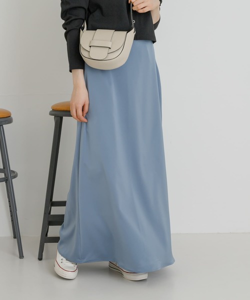 UR Lab.（アーバンリサーチラボ）の「サテンスカート（スカート・レディース・ブラック/ブルー/ベージュ・FREE）」の19枚目の写真