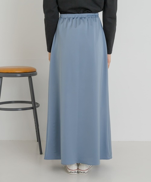 UR Lab.（アーバンリサーチラボ）の「サテンスカート（スカート・レディース・ブラック/ブルー/ベージュ・FREE）」の6枚目の写真