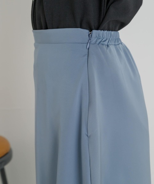 UR Lab.（アーバンリサーチラボ）の「サテンスカート（スカート・レディース・ブラック/ブルー/ベージュ・FREE）」の10枚目の写真
