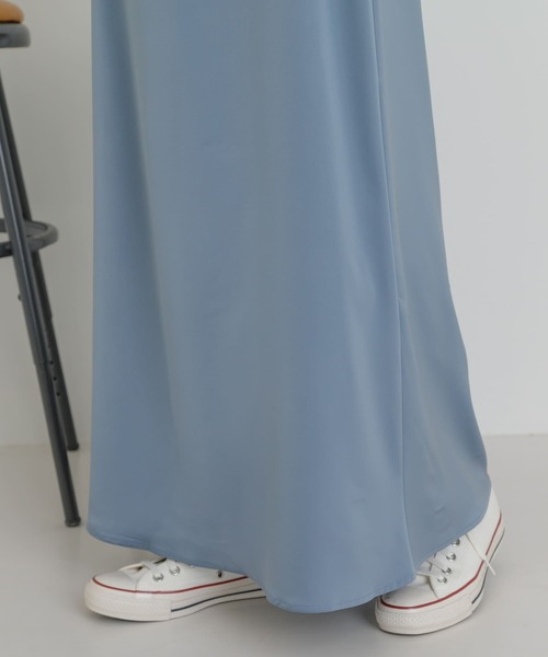 UR Lab.（アーバンリサーチラボ）の「サテンスカート（スカート・レディース・ブラック/ブルー/ベージュ・FREE）」の20枚目の写真