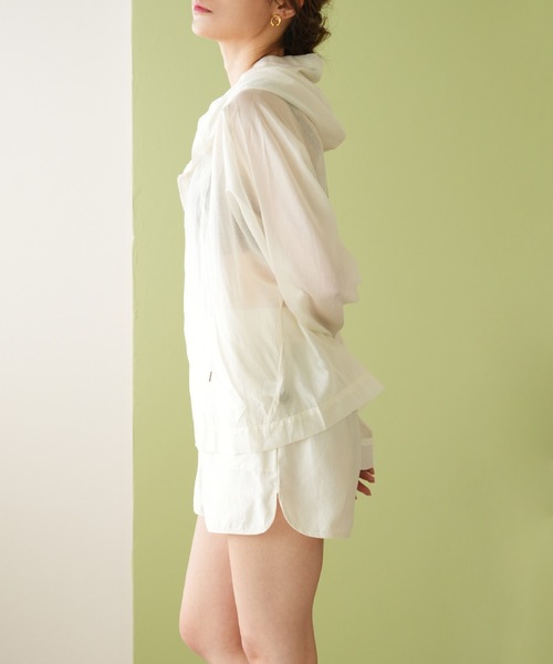 IAMUSE（アイアミューズ）の「シアーパーカーセットアップ　ビーチウェア/ラッシュガード S0929【IAMUSE】（ラッシュガード・レディース・グレー/アイボリー・FREE）」の11枚目の写真