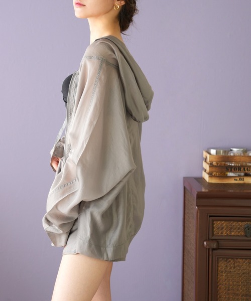 IAMUSE（アイアミューズ）の「シアーパーカーセットアップ　ビーチウェア/ラッシュガード S0929【IAMUSE】（ラッシュガード・レディース・グレー/アイボリー・FREE）」の19枚目の写真