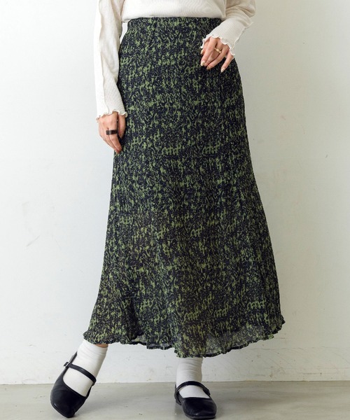 RETRO GIRL(レトロガール)の「ニュアンス柄細プリーツSK(スカート・レディース・グリーン系その他/ブラック系その他/グレー系その他/イエロー系その他・FREE)」の1枚目の写真