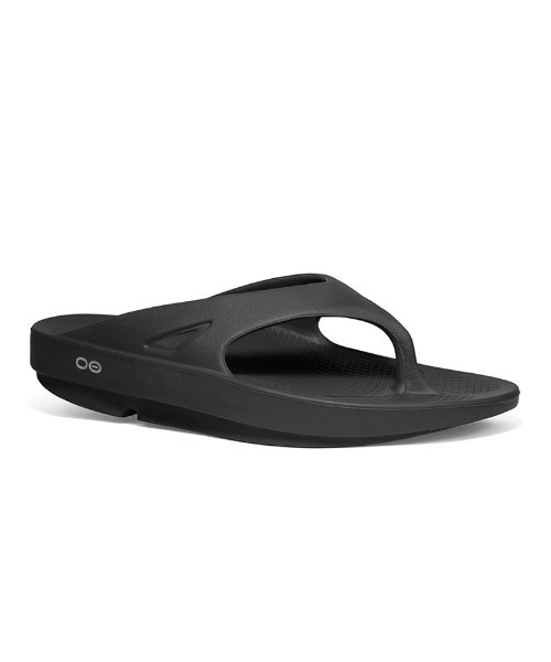 OOFOS(ウーフォス)の「OOFOS/ウーフォス OOriginal リカバリーサンダル WOMENS ウィメンズ(サンダル・レディース・ブラック/タン/その他18・23/24/25/23.0/24.0/25.0)」の4枚目の写真