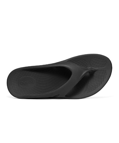 OOFOS(ウーフォス)の「OOFOS/ウーフォス OOriginal リカバリーサンダル WOMENS ウィメンズ(サンダル・レディース・ブラック/タン/その他18・23/24/25/23.0/24.0/25.0)」の5枚目の写真