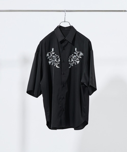 AMERIオリジナル刺繍オーバーシャツ Ameri VINTAGE - 美品✨アメリ AMERI SMALL FLOWER OVER SHIRTの