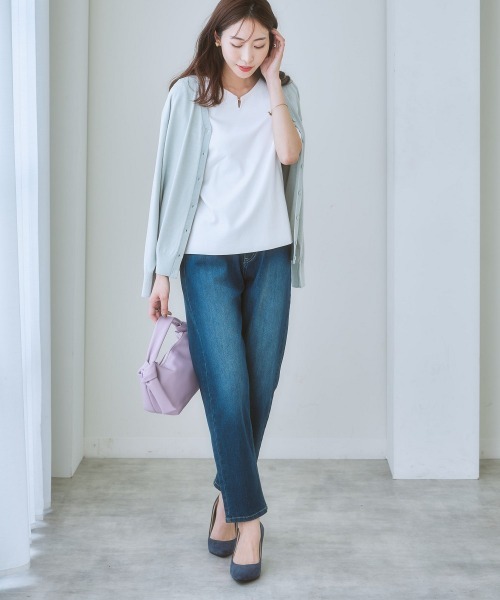 7days Life Styling（セブンデイズライフスタイリング）の「【ひんやり接触冷感】抜け感Ｖネックカーディガン（ＵＶカット・毛玉防止）（カーディガン/ボレロ・レディース・ラベンダー/オフホワイト/ブラック/ライトグリーン/杢グレー/ネイビー/ブルーグレー/グリーン系/ライム/ベージュ/グレー系/グレイッシュベージュ・LL/M/S/L/3L/5L/4L）」の16枚目の写真