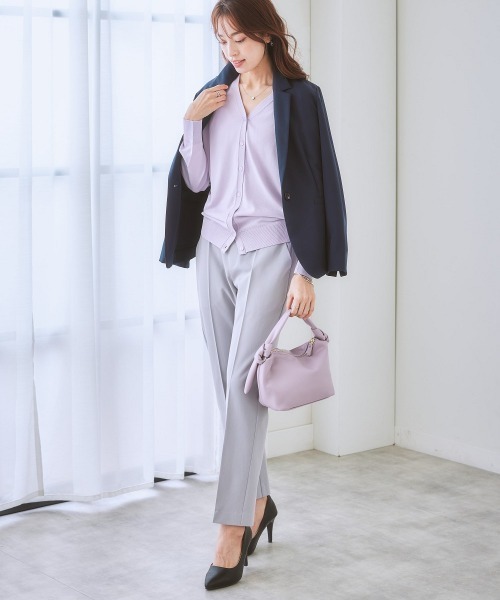 7days Life Styling（セブンデイズライフスタイリング）の「【ひんやり接触冷感】抜け感Ｖネックカーディガン（ＵＶカット・毛玉防止）（カーディガン/ボレロ・レディース・ラベンダー/オフホワイト/ブラック/ライトグリーン/杢グレー/ネイビー/ブルーグレー/グリーン系/ライム/ベージュ/グレー系/グレイッシュベージュ・LL/M/S/L/3L/5L/4L）」の18枚目の写真
