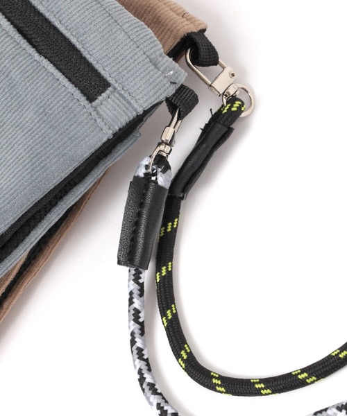 BAYFLOW(ベイフロー)の「フォンケースマルチショルダー / ミニショルダーバッグ(ショルダーバッグ・メンズ・ベージュ/カーキ/ネイビー/ブラック/レオパード/グレー/グリーン/サンドグレー/ブルー/その他2/その他3/その他4/その他5/イエロー/チャコール/オレンジ/その他7/その他6/その他9/その他10/その他8・FREE)」の22枚目の写真