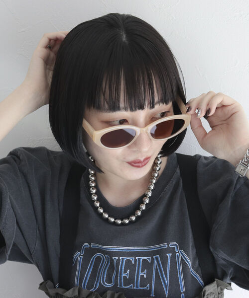 fredy emue（フレディエミュ）の「キャッツアイサングラス（サングラス・レディース・ベージュ・FREE）」の4枚目の写真