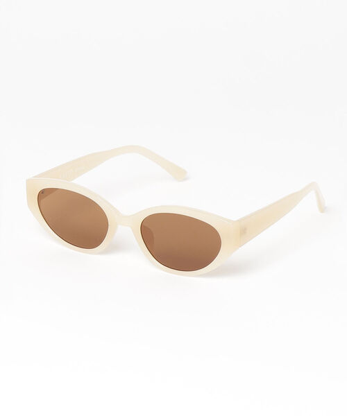 fredy emue（フレディエミュ）の「キャッツアイサングラス（サングラス・レディース・ベージュ・FREE）」の7枚目の写真