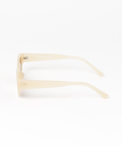 fredy emue（フレディエミュ）の「キャッツアイサングラス（サングラス・レディース・ベージュ・FREE）」の8枚目の写真