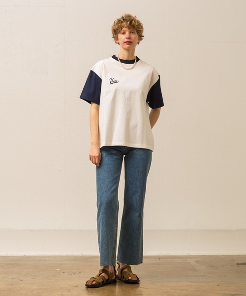 ALLUMER（アリュメール）の「プリントリンガーTシャツ(AUTHENTIC CLUB)（Tシャツ/カットソー・レディース・カーキ/ホワイト×ネイビー・1）」の17枚目の写真