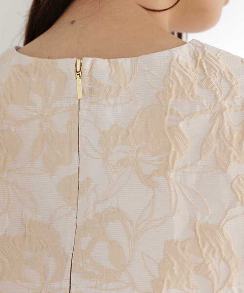 NATURAL BEAUTY BASIC（ナチュラルビューティーベーシック）の「◇ジャガードペプラムブラウス（シャツ/ブラウス・レディース・ベージュ系その他/ブラック系その他・SMALL/MEDIUM）」の20枚目の写真