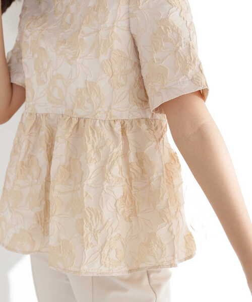 NATURAL BEAUTY BASIC（ナチュラルビューティーベーシック）の「◇ジャガードペプラムブラウス（シャツ/ブラウス・レディース・ベージュ系その他/ブラック系その他・SMALL/MEDIUM）」の21枚目の写真