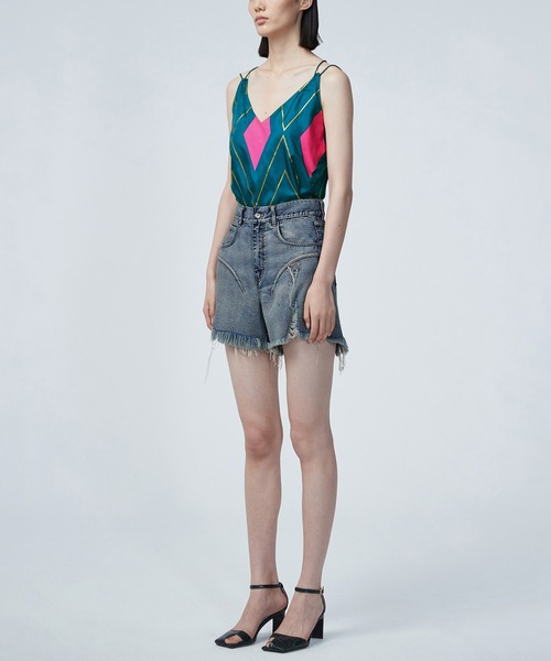 JNBY(ジェーエヌビーワイ)の「Geometric Wave Silk Cami Top(キャミソール・レディース・ブルー・36/38)」の8枚目の写真