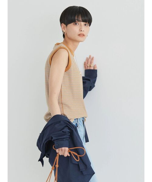 AMERICAN HOLIC(アメリカンホリック)の「針抜きノースリーブボーダープルオーバー(Tシャツ/カットソー・レディース・キャメル/ブラウン・M/L)」の3枚目の写真