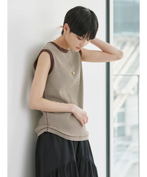 AMERICAN HOLIC(アメリカンホリック)の「針抜きノースリーブボーダープルオーバー(Tシャツ/カットソー・レディース・キャメル/ブラウン・M/L)」の8枚目の写真